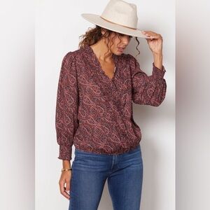 EVEREVE Anden Paisley Blouse